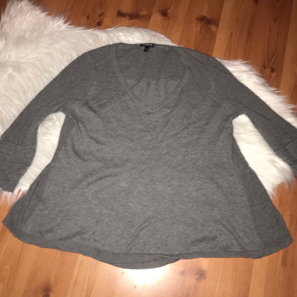 Torrid size 0 (size large) sweater